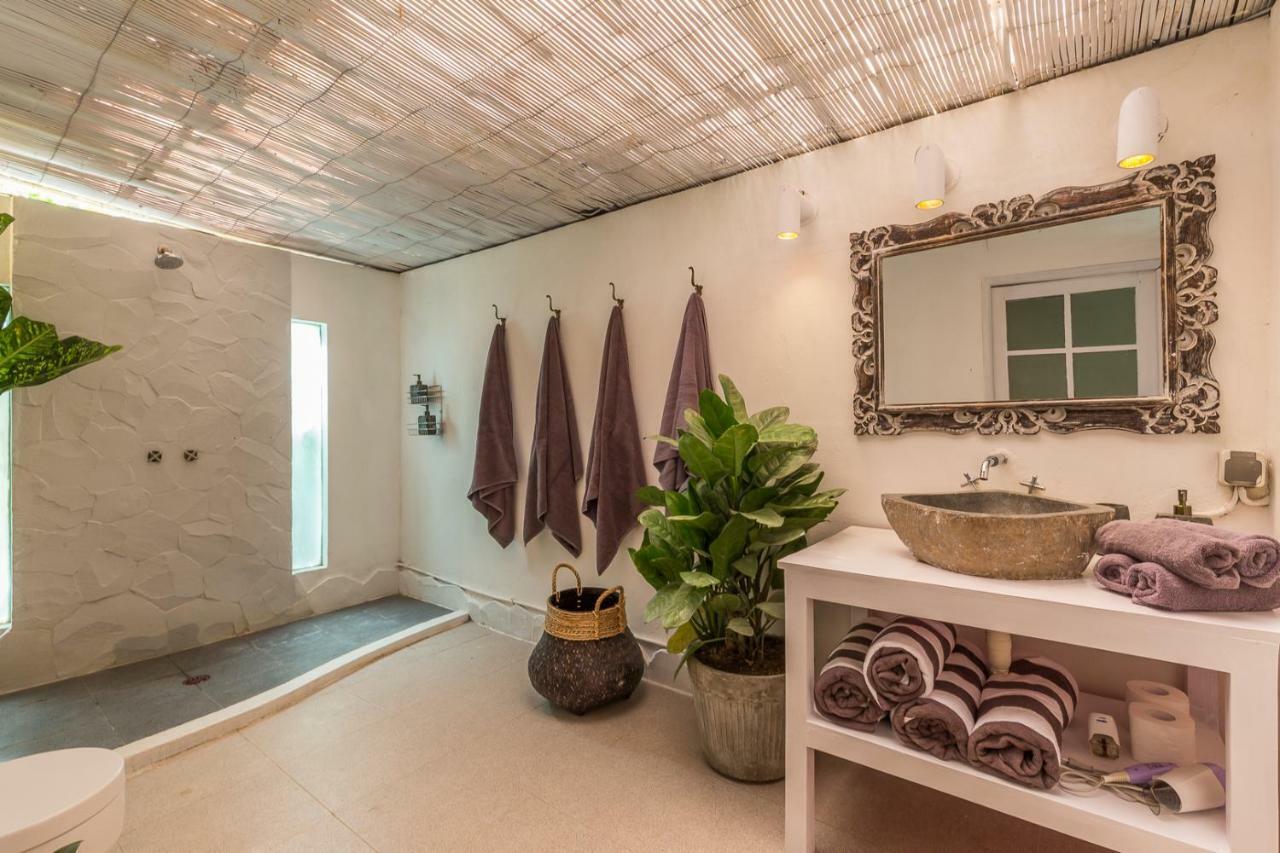 Eco Bamboo Bungalow 4 Villa Canggu  Exterior photo