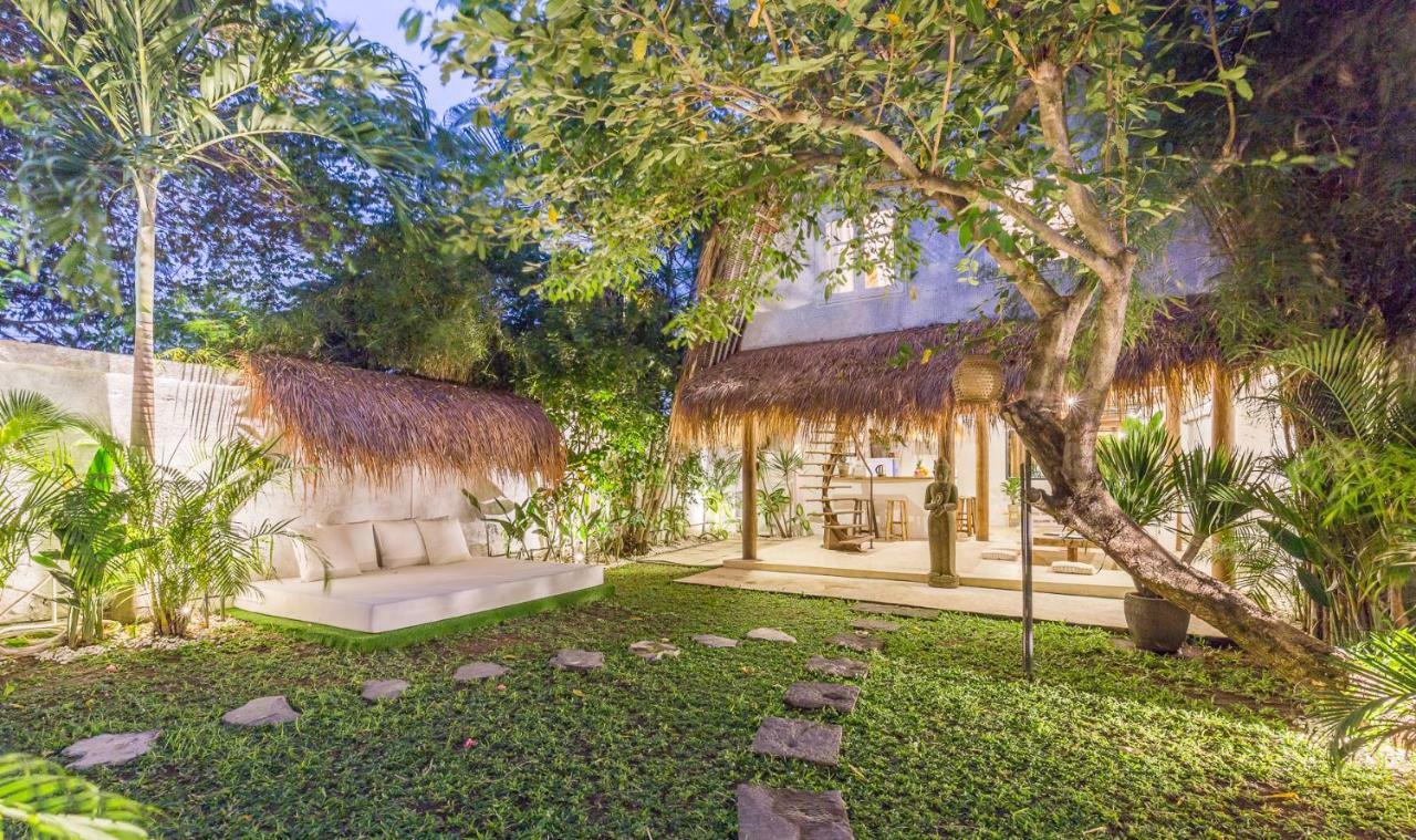 Eco Bamboo Bungalow 4 Villa Canggu  Exterior photo